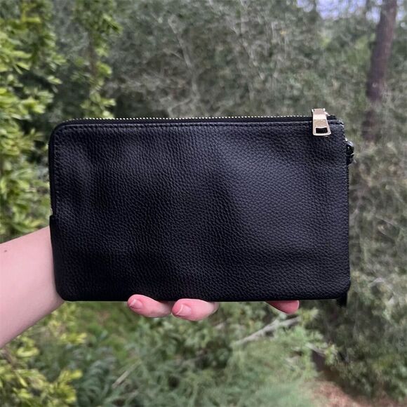 COACH Double Zip Wristlet Phone Wallet Black w Gold Hardware AUTHENTIC - Picture 2 of 7